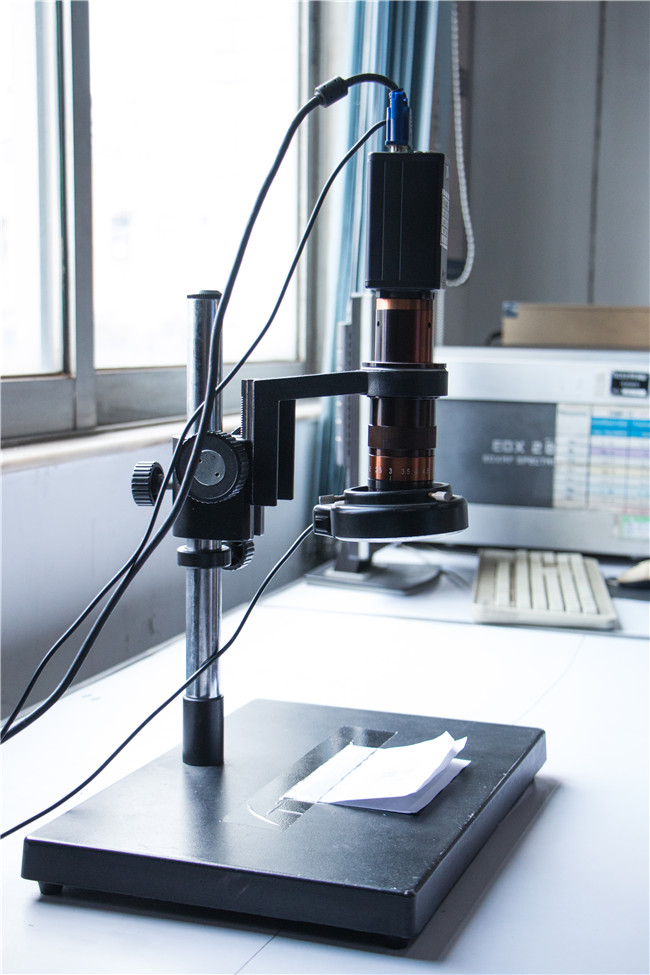 Hardness Testing Machine (硬度儀)3.jpg